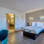 Hotel 6 3*