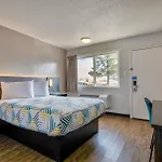 Hotel 6 3*