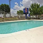Hotel 6 3*
