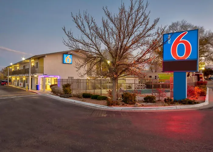 Motel 6 Santa Fe